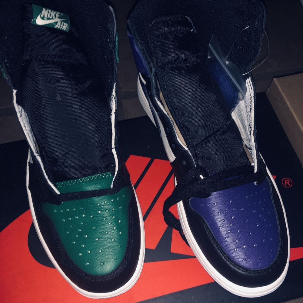 SELL THAT AJ1